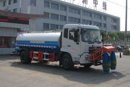 东风天锦护栏清洗洒水车