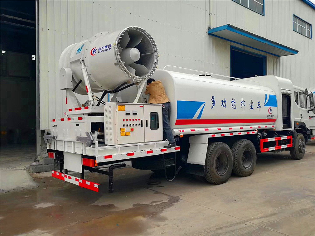东风T5后双桥雾炮车01