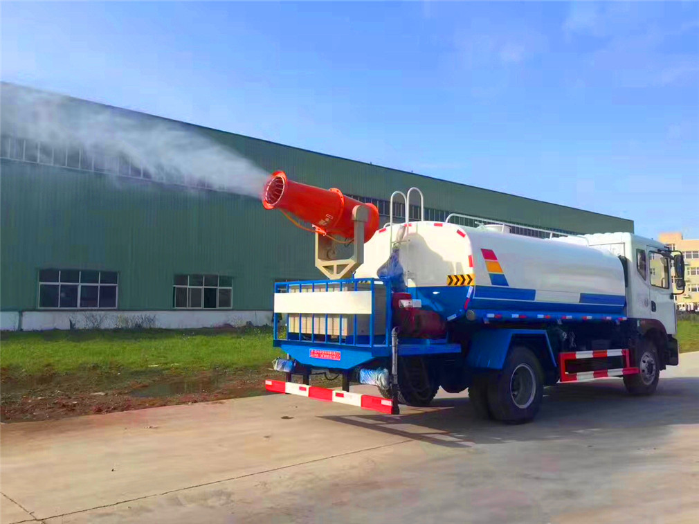 东风D9抑尘车08