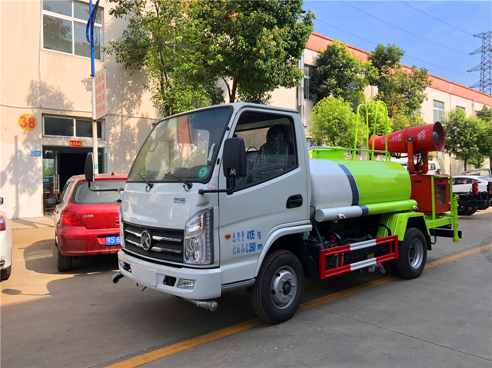 凯马雾炮车07