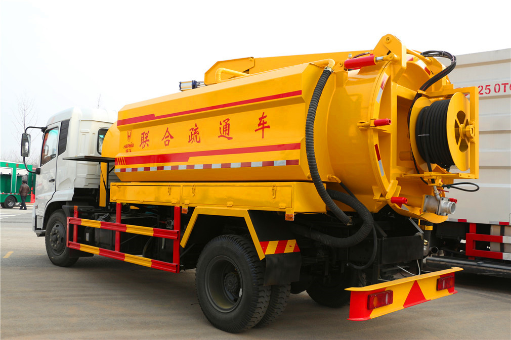 天锦清洗吸污车 (3)