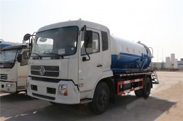 （12方）东风天锦吸污车