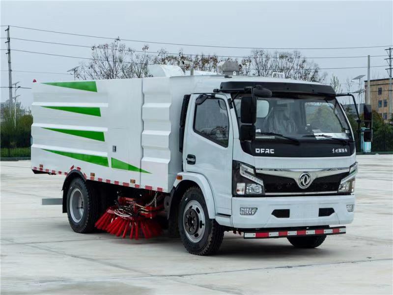 东风7方（2.5水4.5尘）道路清扫车