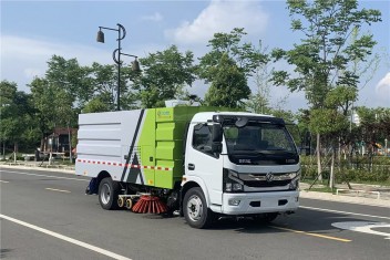 东风8方（4水4尘）洗扫车